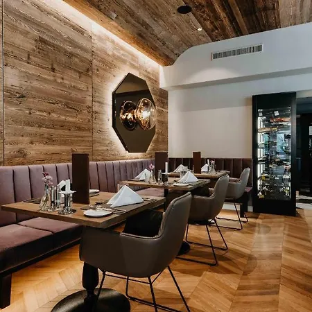 Alpine Hideaway Zillertalerhof Майрхофен