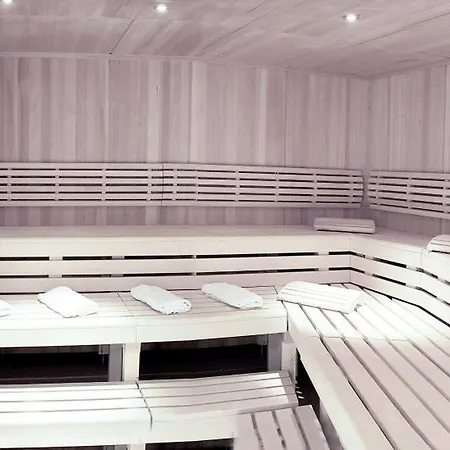 מלון Alpine Hideaway Zillertalerhof 4*