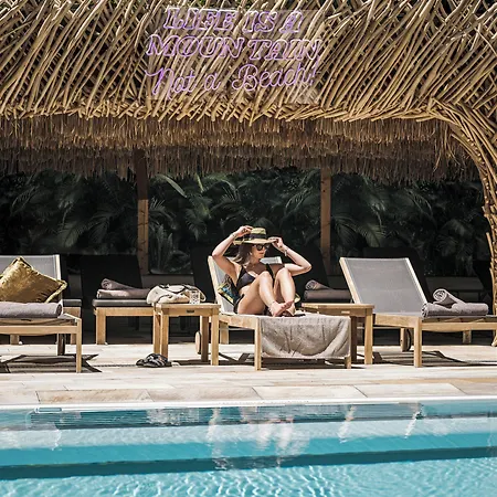 Отель Alpine Hideaway Zillertalerhof