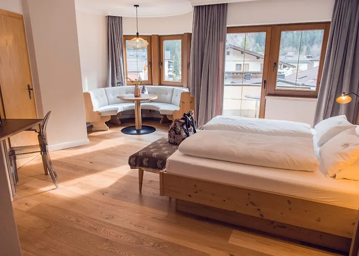 Hotel Alpine Hideaway Zillertalerhof 4*