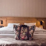 Alpine Hideaway Zillertalerhof - 4 Sterne Superior 4* Mayrhofen