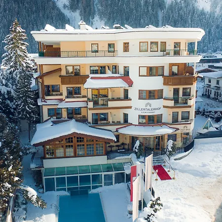 Alpine Hideaway Zillertalerhof - 4 Sterne Superior 4* Mayrhofen